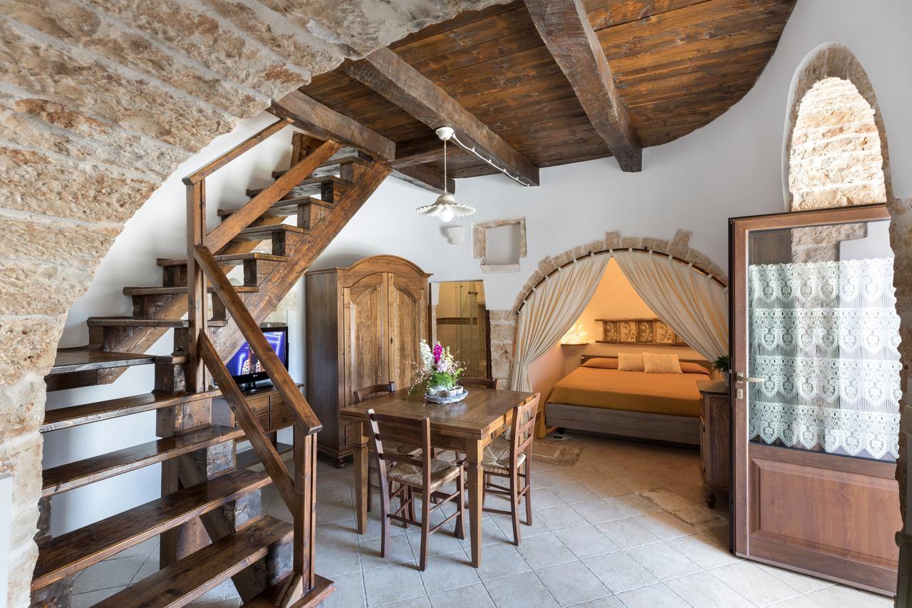 Fascino Antico Trulli B&B Martina Franca Dış mekan fotoğraf